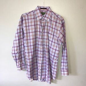 7 different button down shirts $15/each shirt.